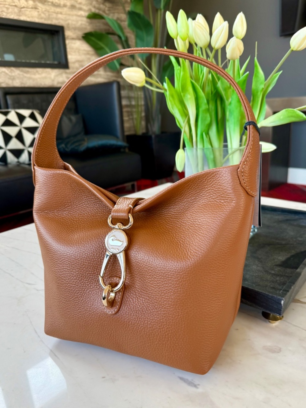 New Dooney & Bourke Lucca Leather Logo Lock Hobo Handbag - Picture 11 of 16